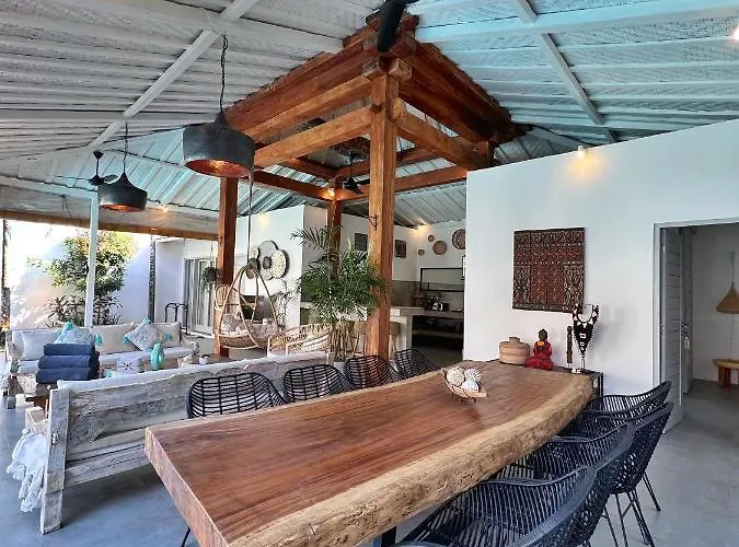 Villa Teman Eden, 4br Prime Location Seminyak (Bali)