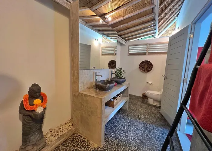 Teman Eden, 4br Prime Location Villa Seminyak (Bali)